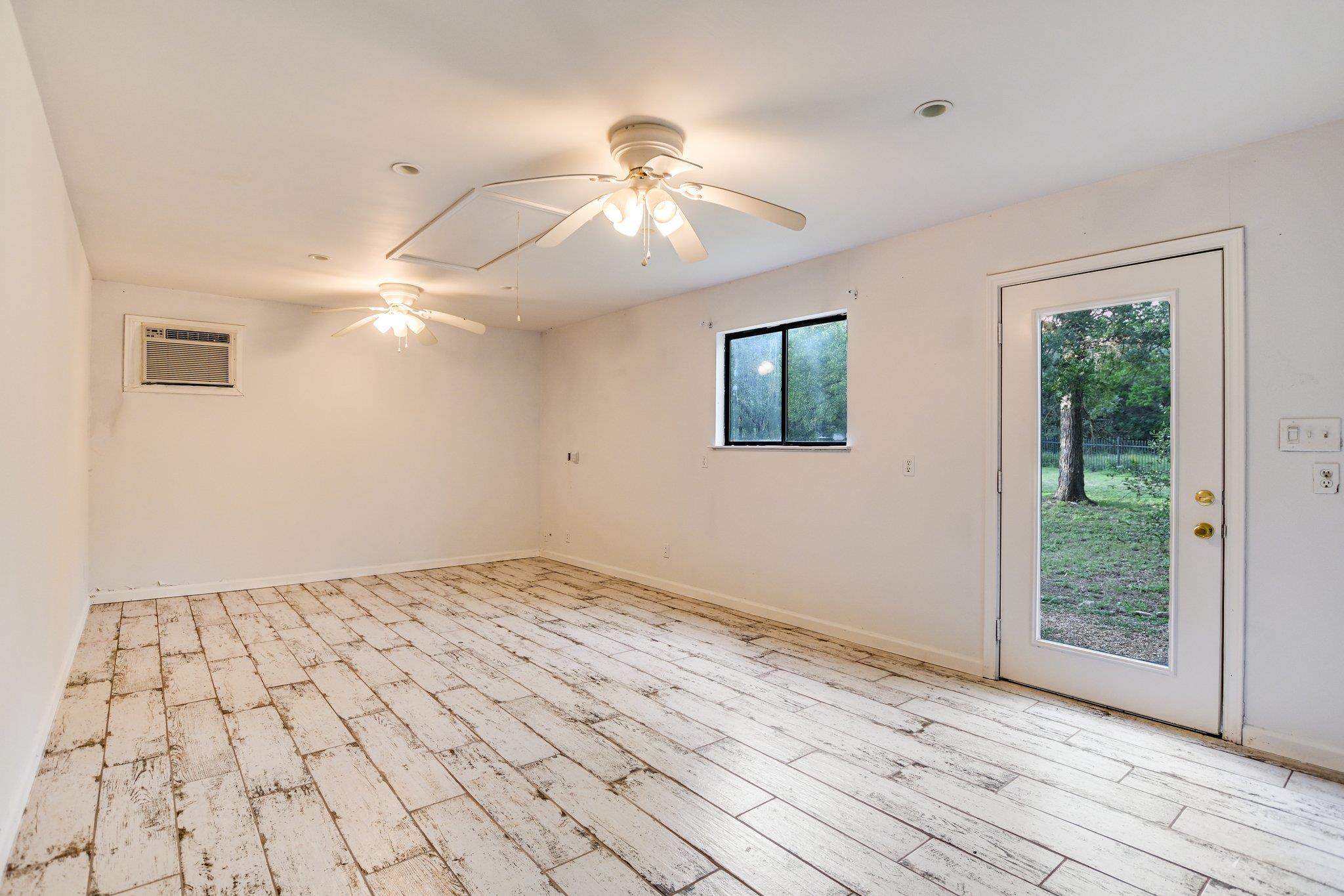 Austin, Texas 78734, United States, 3 Bedrooms Bedrooms, ,2 BathroomsBathrooms,Residential,Active,179486