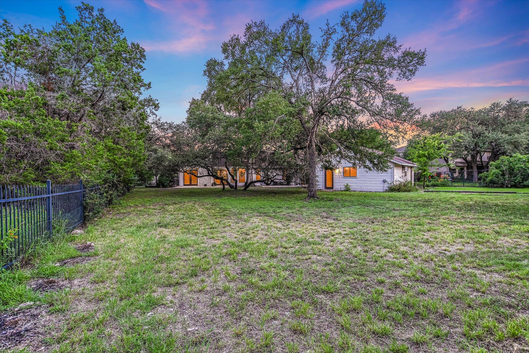 Austin, Texas 78734, United States, 3 Bedrooms Bedrooms, ,2 BathroomsBathrooms,Residential,Active,179486