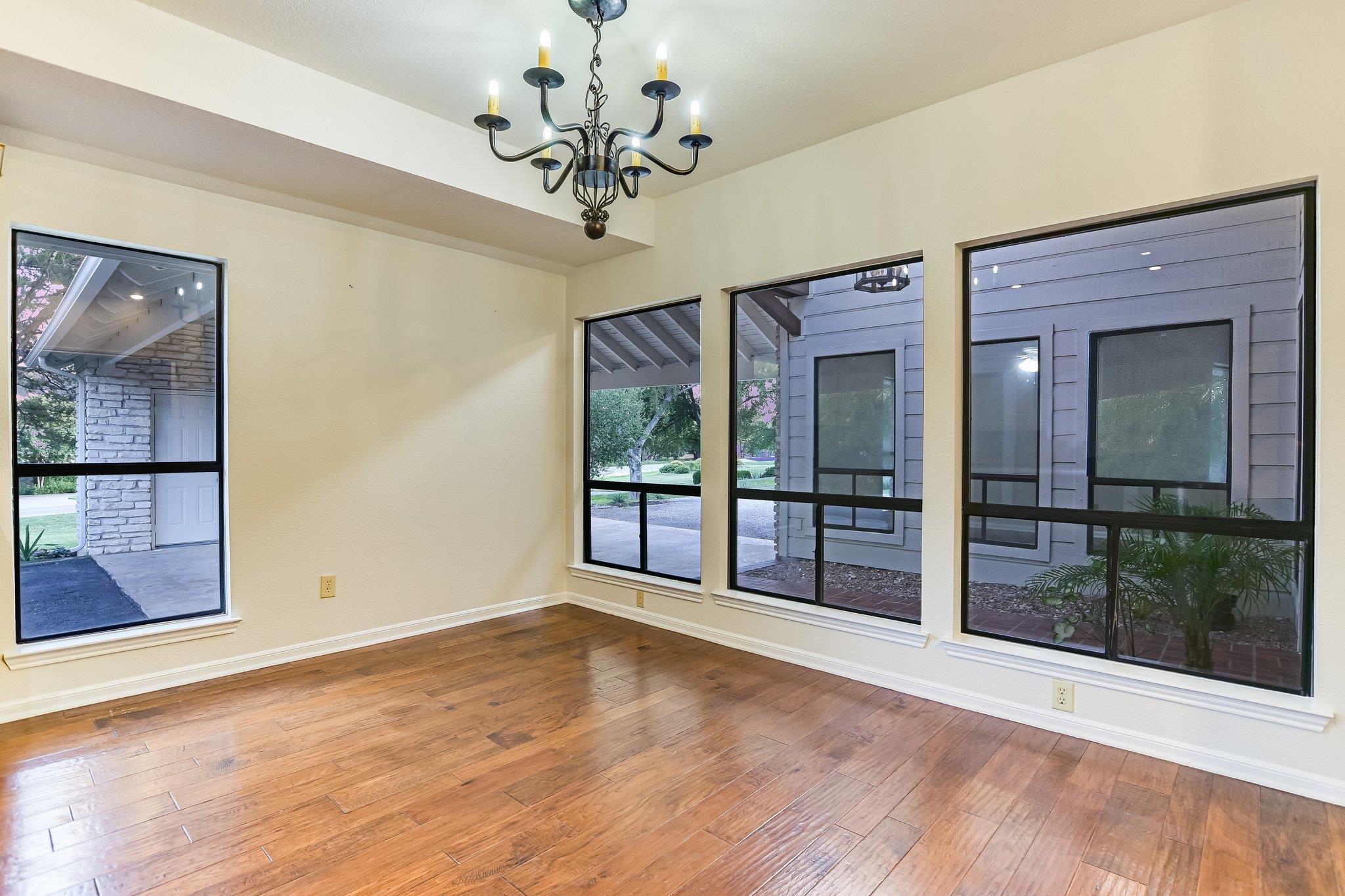 Austin, Texas 78734, United States, 3 Bedrooms Bedrooms, ,2 BathroomsBathrooms,Residential,Active,179486