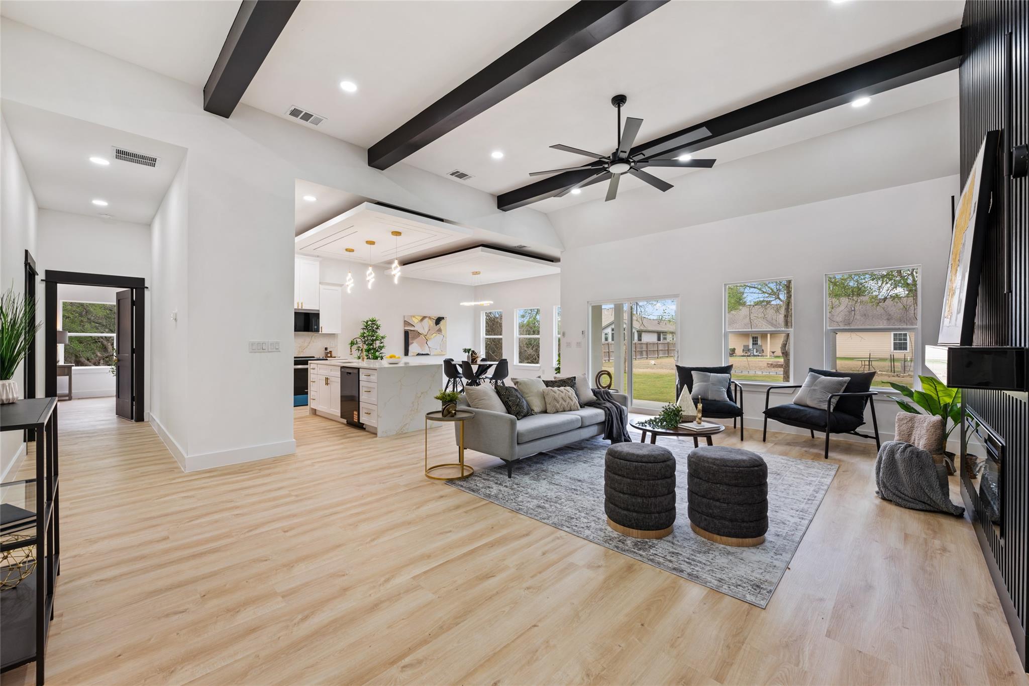 121 E Keomuku LN