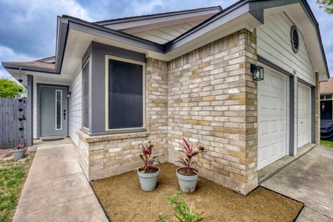 Photo of 11606 Fruitwood PL, Austin, TX 78758 (MLS # 7127227)