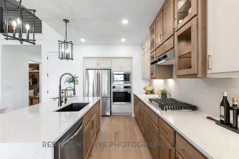 Tiny photo for 9616 Golden Lion DR, Austin, TX 78744 (MLS # 6470036)