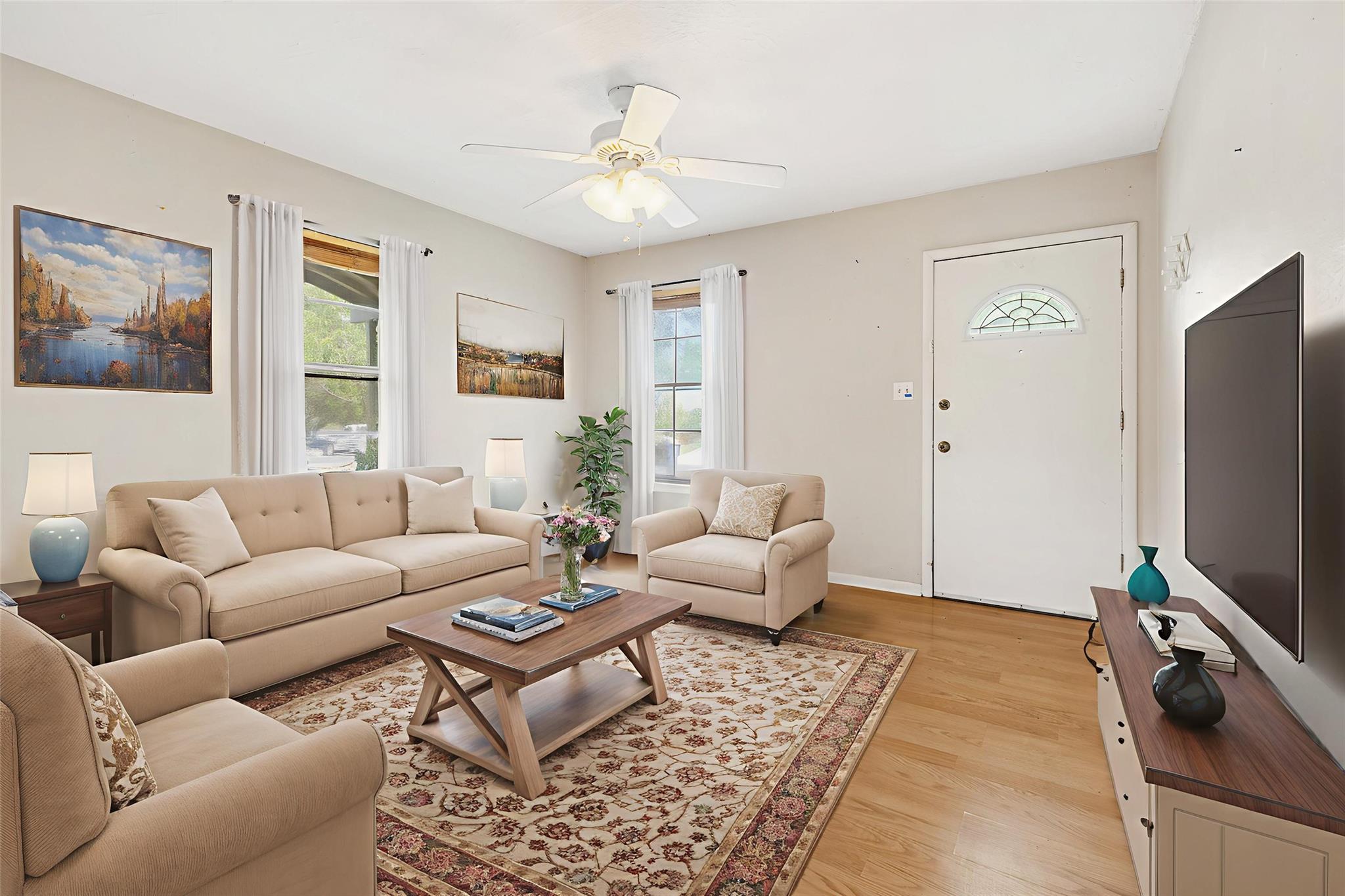 5708 Garden Oaks DR