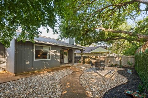 2612 Monarch DR Austin TX 78748