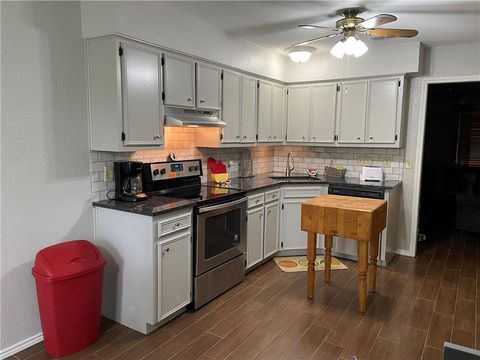 Photo of 702 Blackwell Ave #A, Manchaca, TX 78652 (MLS # 5848754)
