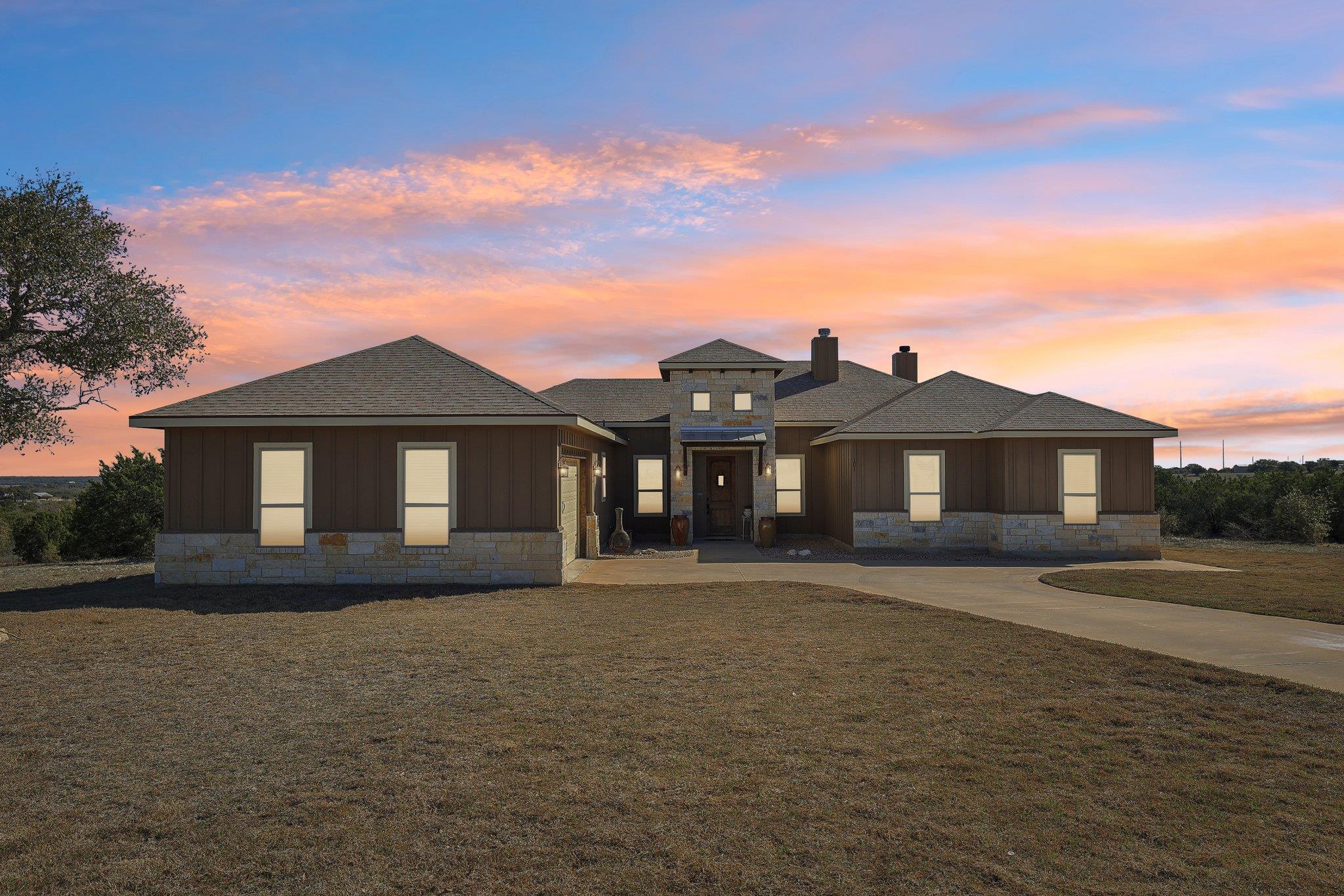 101 Rain Lily CT