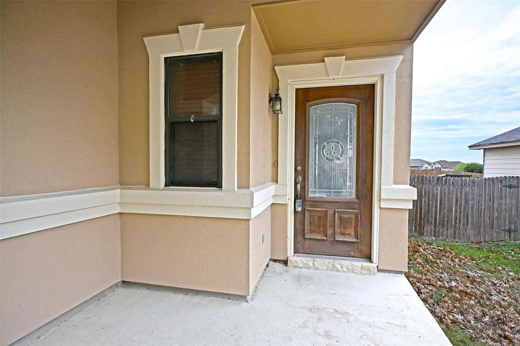 Photo of 264 Cordero DR, San Marcos, TX 78666 (MLS # 1916563)