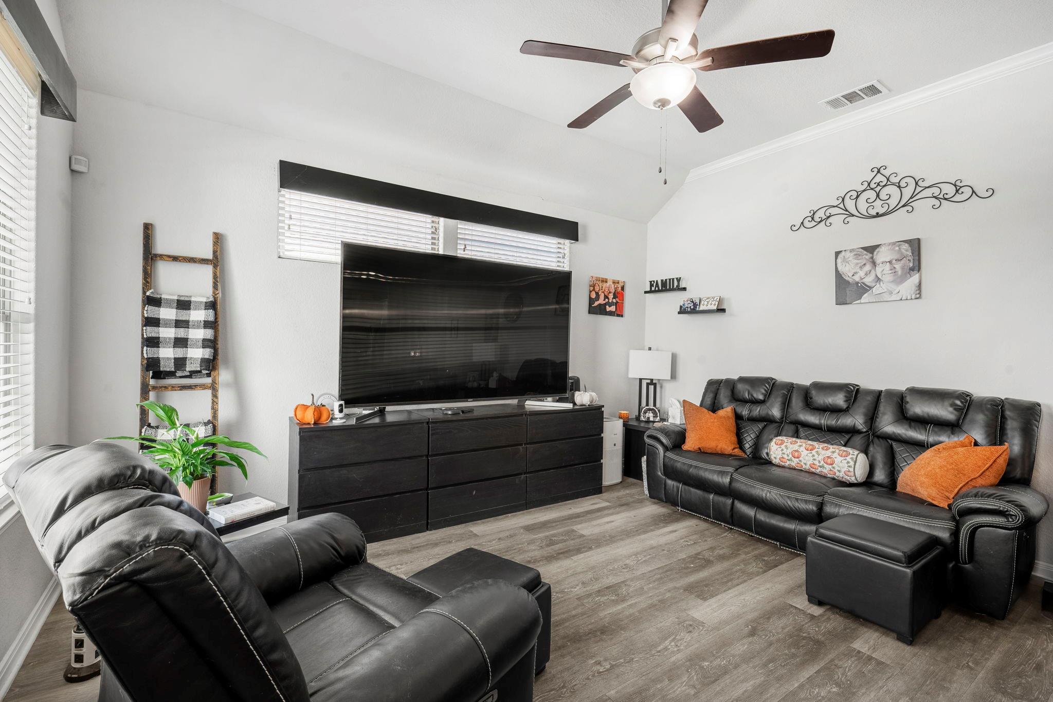 1531 Cobble Hill CT