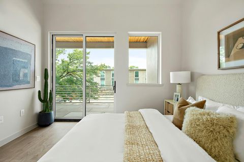 Tiny photo for 2405 E 22nd ST, Austin, TX 78722 (MLS # 1873934)