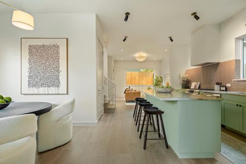 Photo of 2405 E 22nd ST, Austin, TX 78722 (MLS # 1873934)