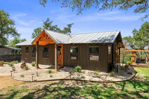 Photo of 1130 Indian Mound RD, Spicewood, TX 78669 (MLS # 4819133)