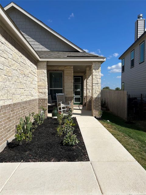 Photo of 12713 Oxford Vineyard LN, Manor, TX 78653 (MLS # 4313112)