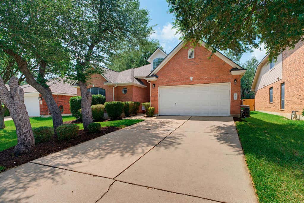 Photo of 922 SHANNON MEADOW TRL, Cedar Park, TX 78613 (MLS # 8190806)