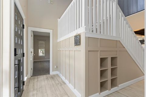 Tiny photo for 10101 Twin Lake LOOP, Dripping Springs, TX 78620 (MLS # 8354245)