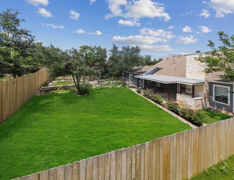 Tiny photo for 10101 Twin Lake LOOP, Dripping Springs, TX 78620 (MLS # 8354245)