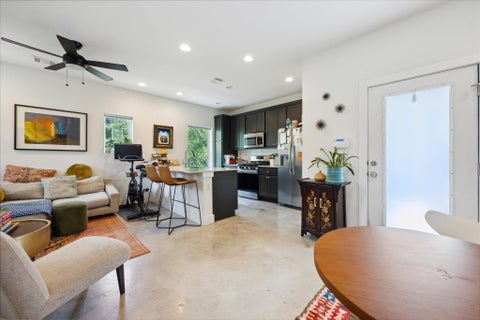 Photo of 5006 Baker ST #B, Austin, TX 78721 (MLS # 4188538)