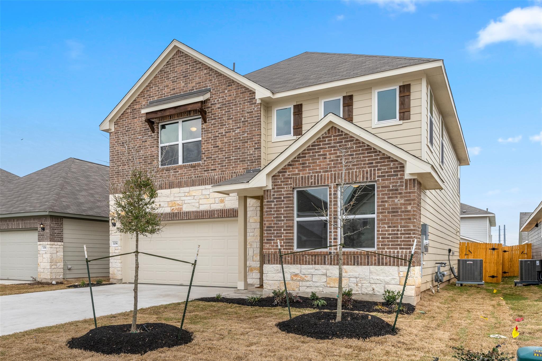 135 Arlington Park LOOP