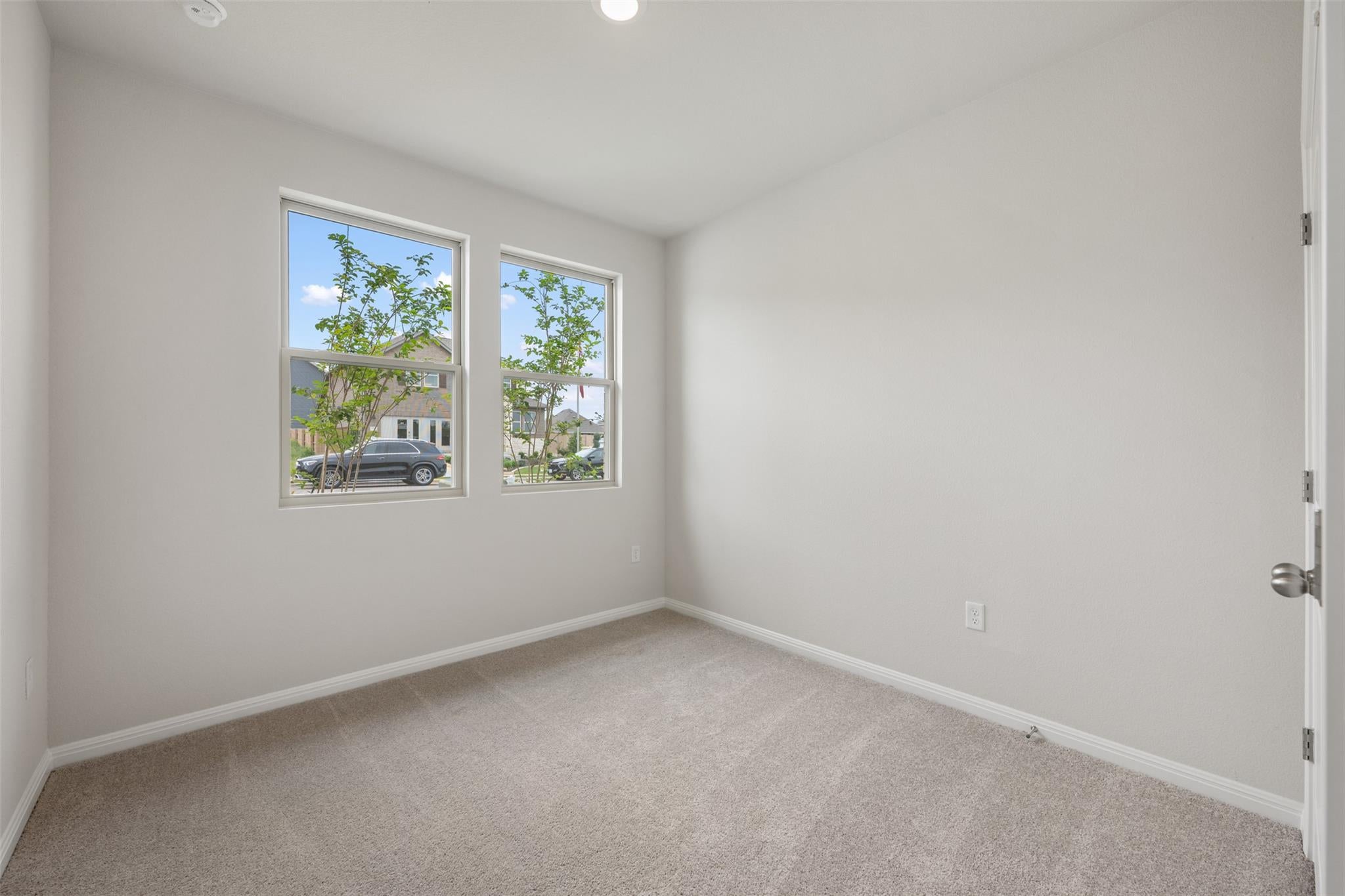 135 Arlington Park LOOP