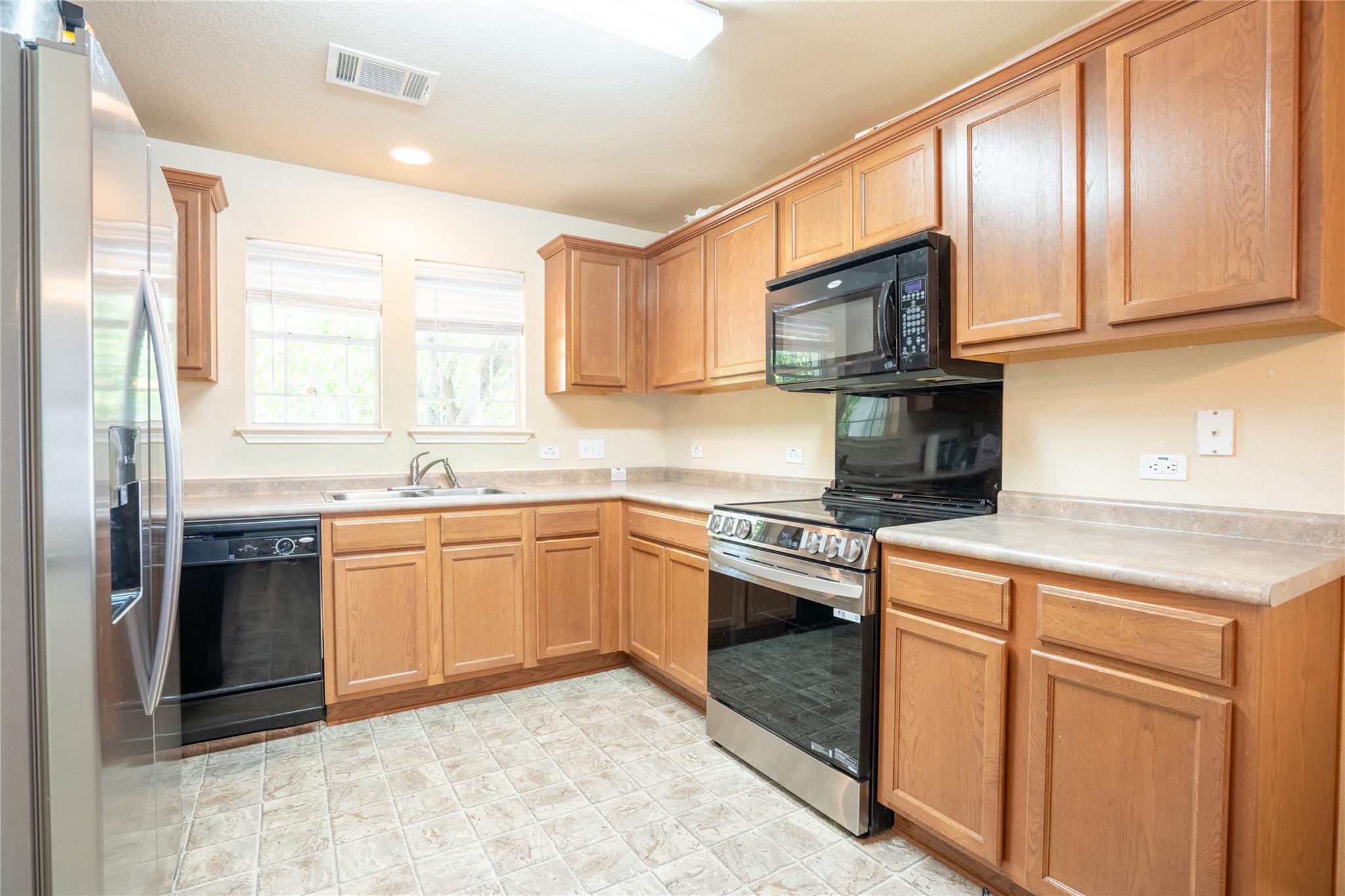 1524 Big Thicket DR