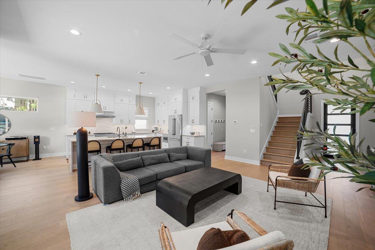 2906 Allison DR