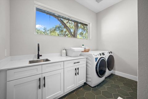 Tiny photo for 2906 Allison DR, Austin, TX 78741 (MLS # 2206723)