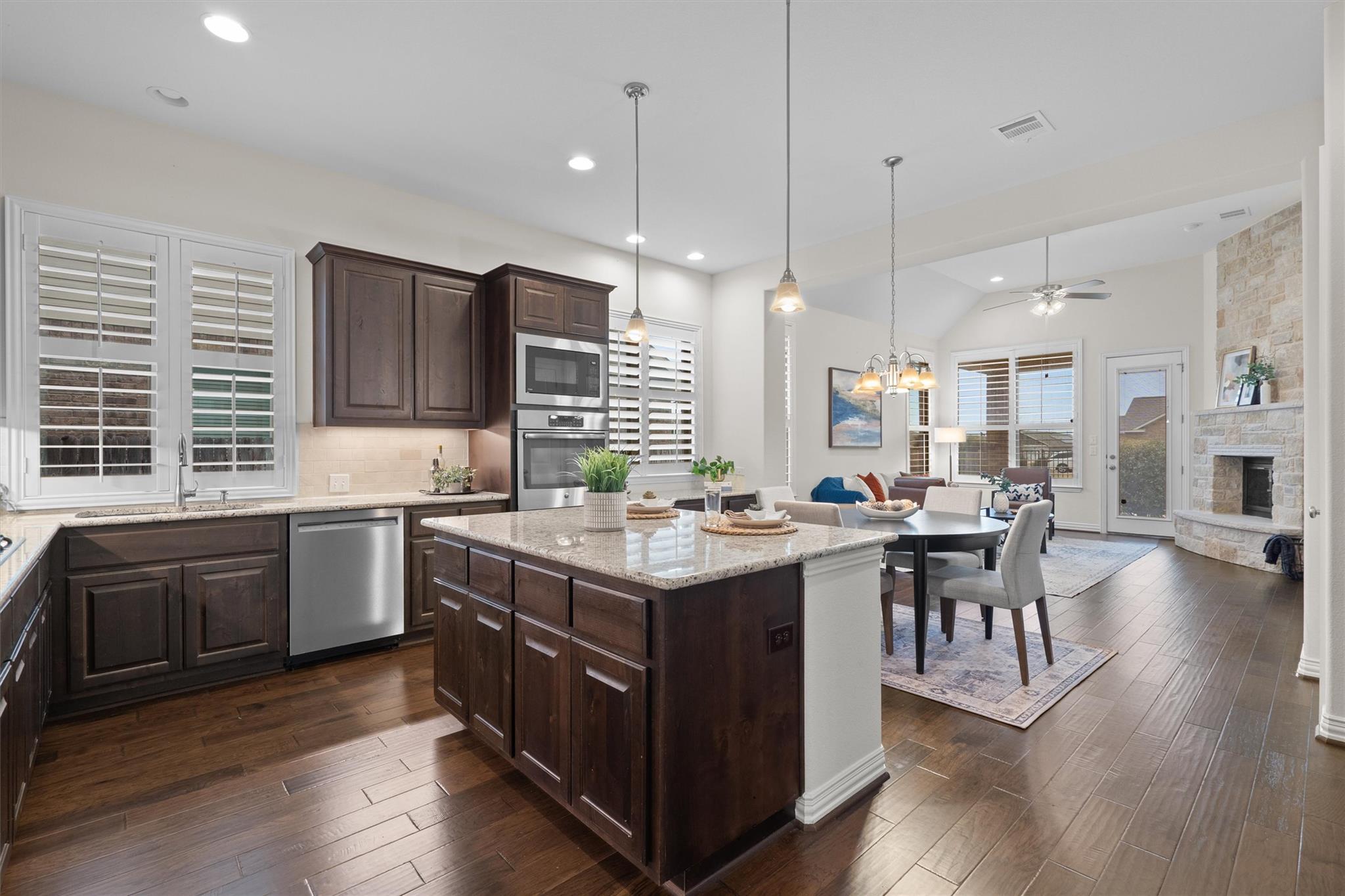 408 Miracle Rose WAY