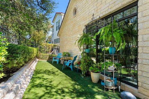 Tiny photo for 3 Grapewood CT, The Hills, TX 78738 (MLS # 2332353)