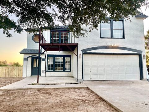 3000 Ridgemont LN Kyle TX 78640