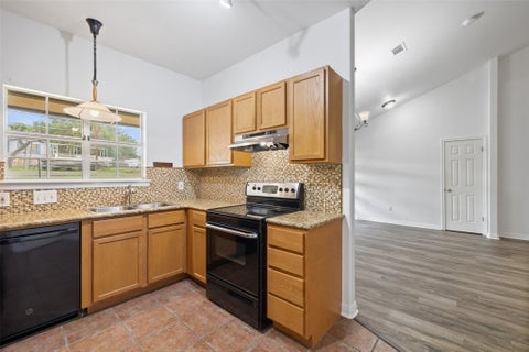 Tiny photo for 1301 S Quinlan Park RD, Austin, TX 78732 (MLS # 1326703)