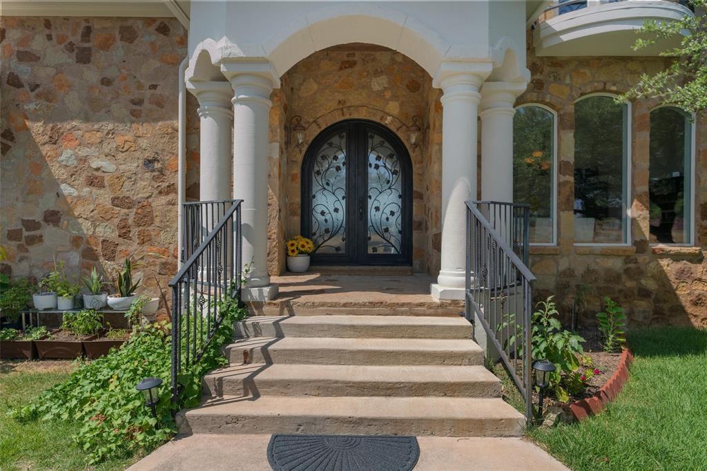 4922 Hidden Creek LN