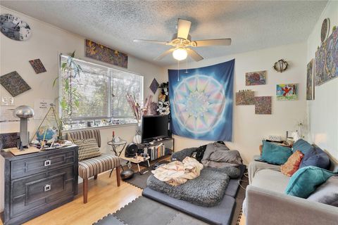 Photo of 2721 Hemphill PARK #B203, Austin, TX 78705 (MLS # 1989311)