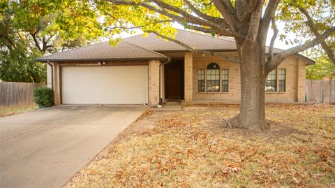 Photo of 401 Parkview DR, Pflugerville, TX 78660 (MLS # 8362528)