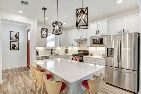 102 Bristol CV Georgetown TX 78633