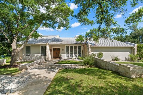 Photo of 2310 Camino Alto, Austin, TX 78746 (MLS # 9518191)