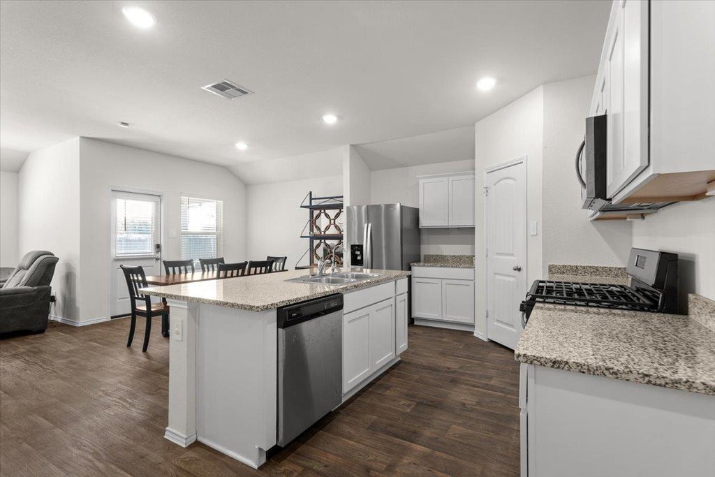 Photo of 114 Sickle LOOP, Kyle, TX 78640 (MLS # 2363261)