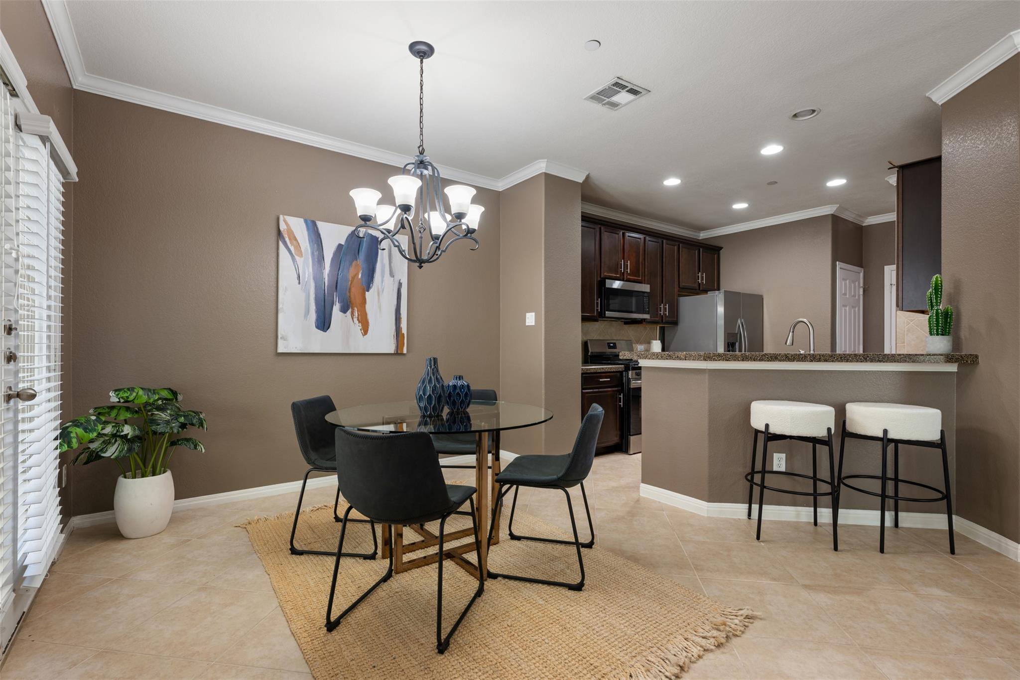 700 Mandarin Flyway 1301