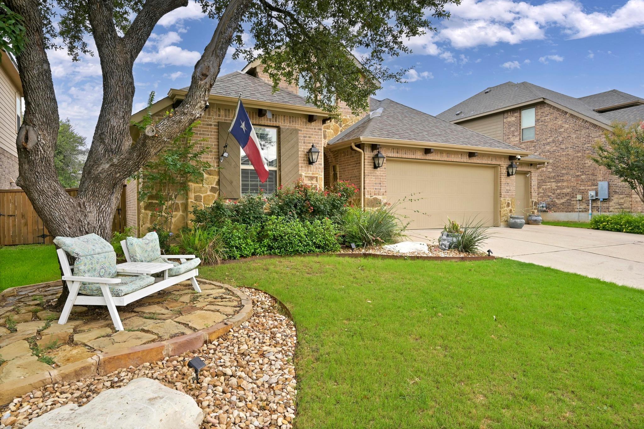 169 Fort Cobb WAY