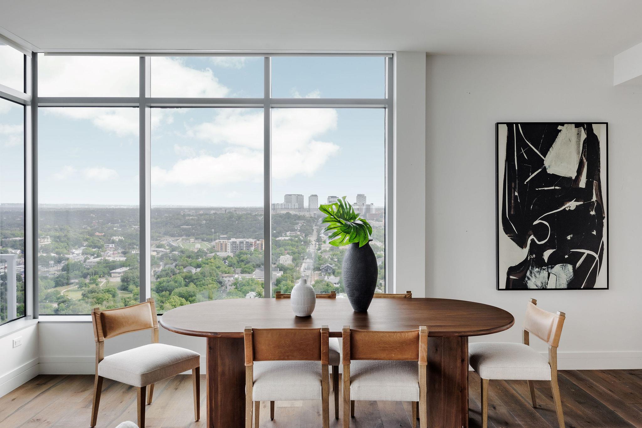 501 West Ave 2404