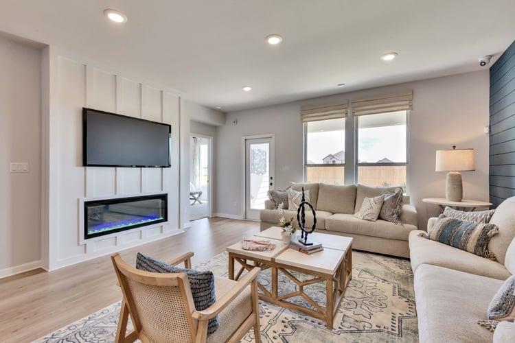 3217 Canyon River LN