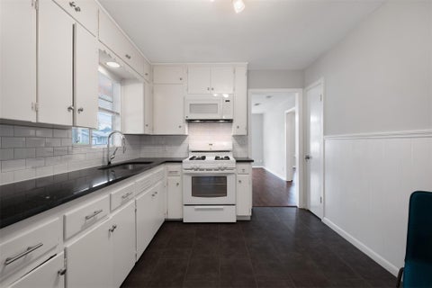 Tiny photo for 1905 W Saint Johns Ave #A & B, Austin, TX 78757 (MLS # 2333106)