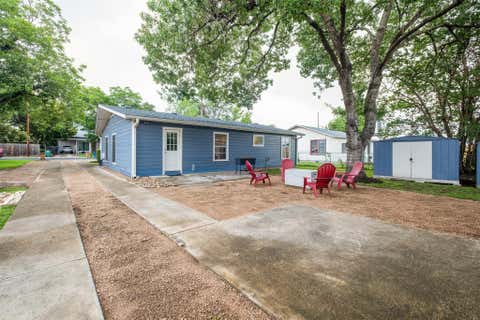 Tiny photo for 1905 W Saint Johns Ave #A & B, Austin, TX 78757 (MLS # 2333106)