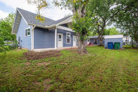 Tiny photo for 1905 W Saint Johns Ave #A & B, Austin, TX 78757 (MLS # 2333106)