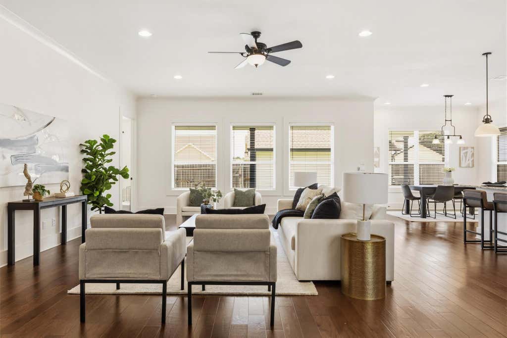 Photo of 1009 Scenic DR, Georgetown, TX 78626 (MLS # 1120764)