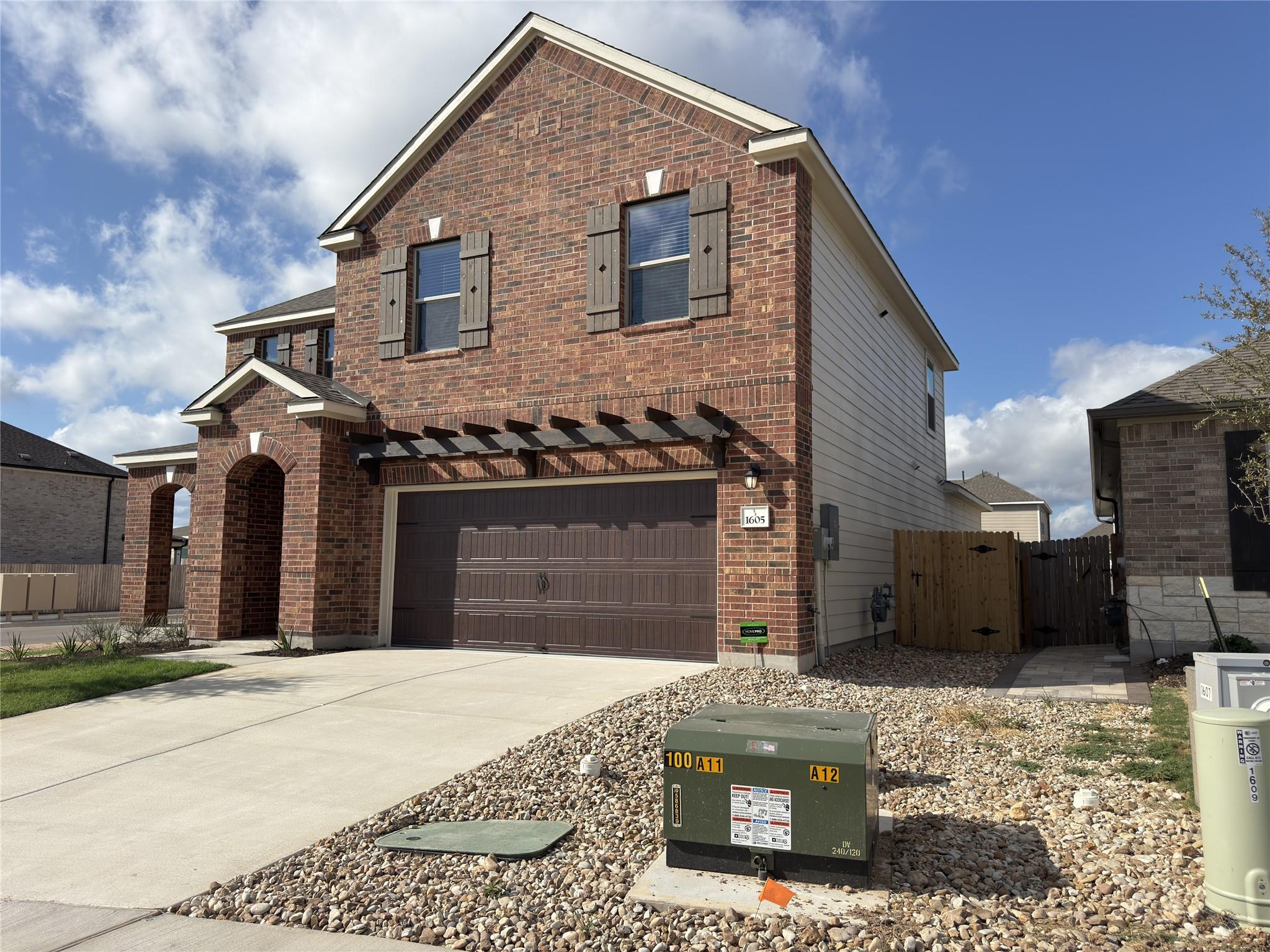 1605 Garlock DR