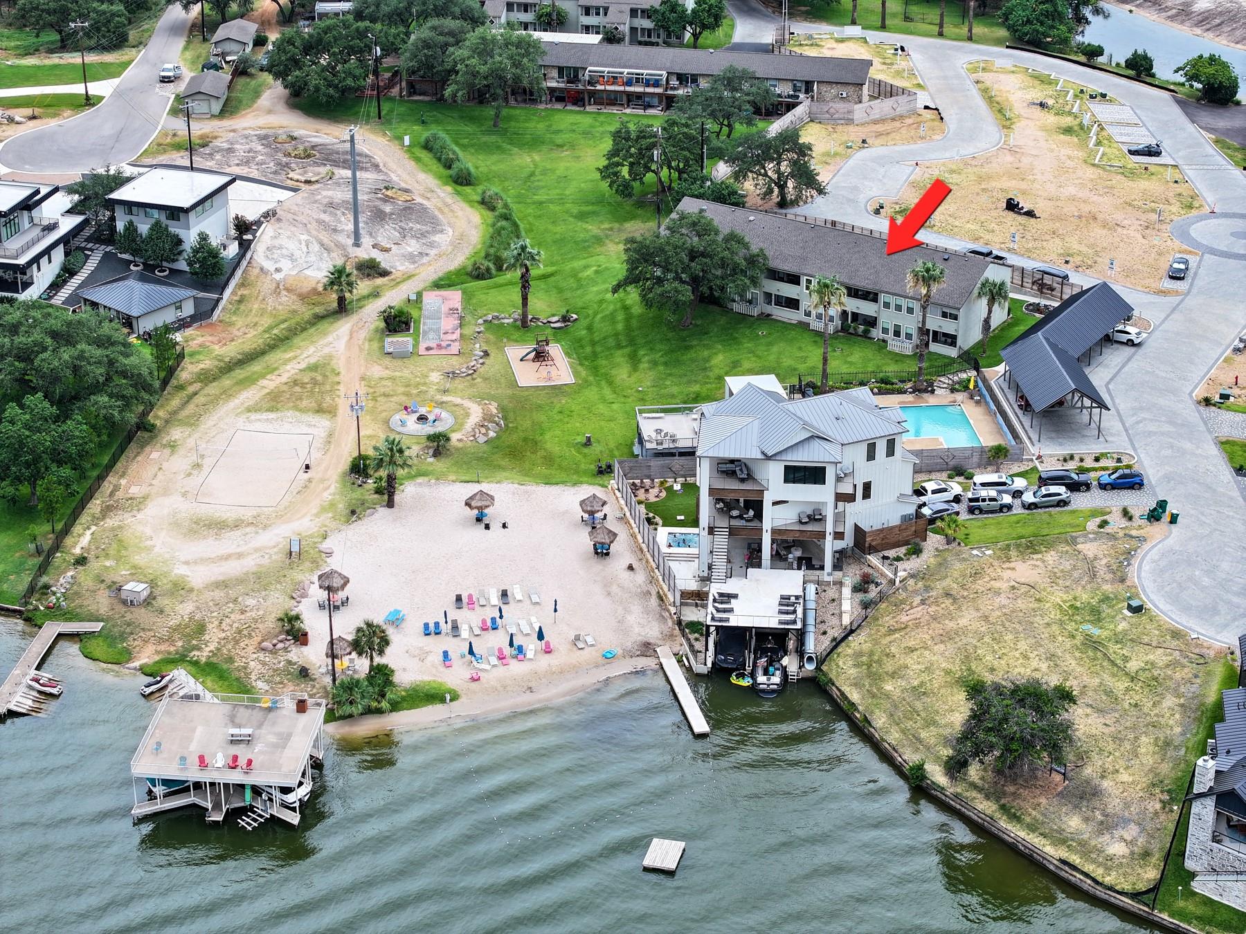604 Highcrest DR 722