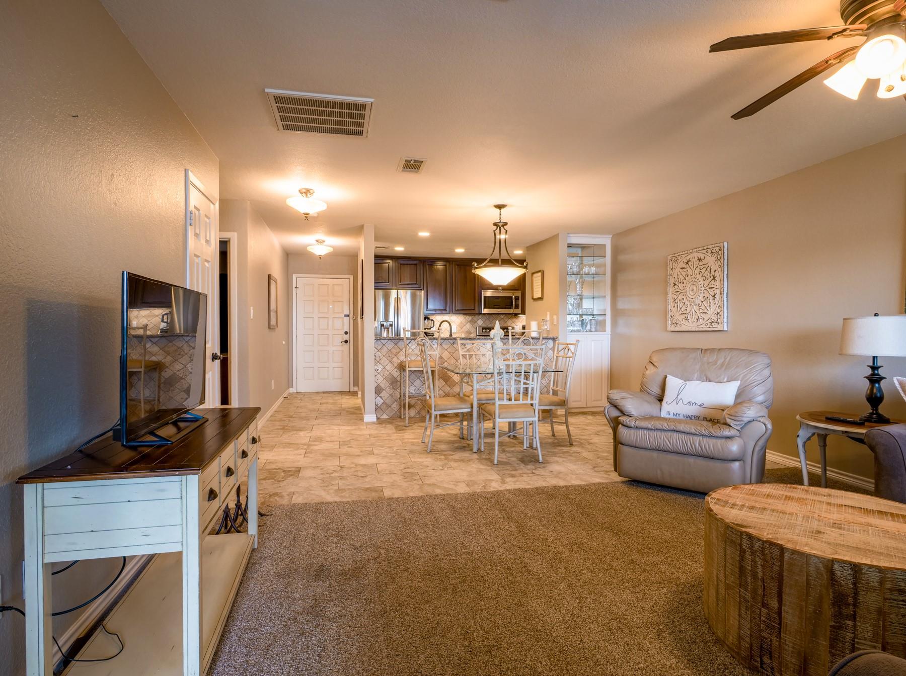 604 Highcrest DR 722