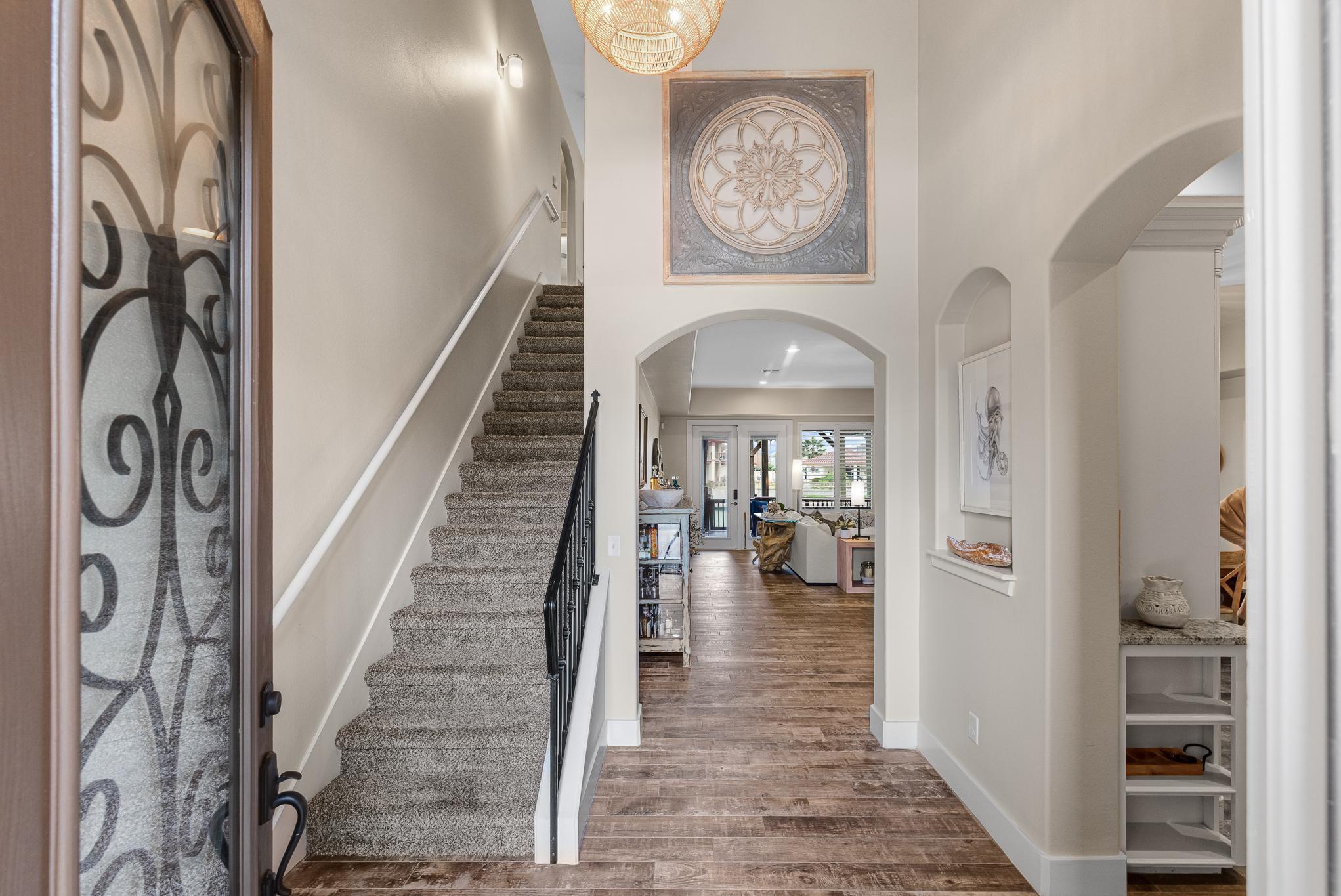 13525 Queen Johanna CT
