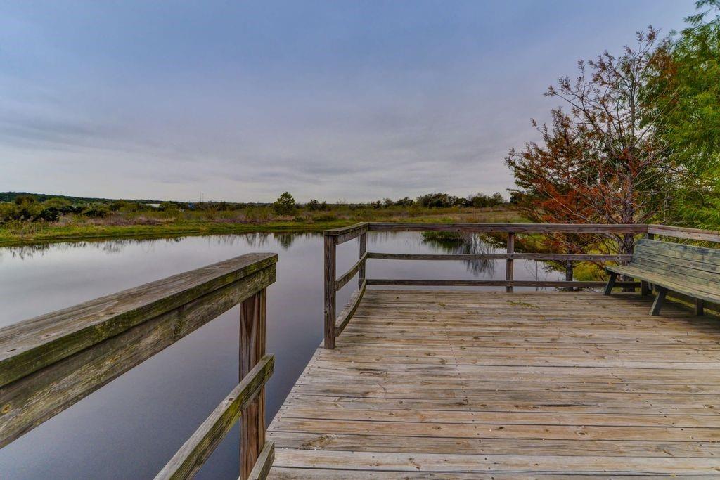 321 Weiss RD