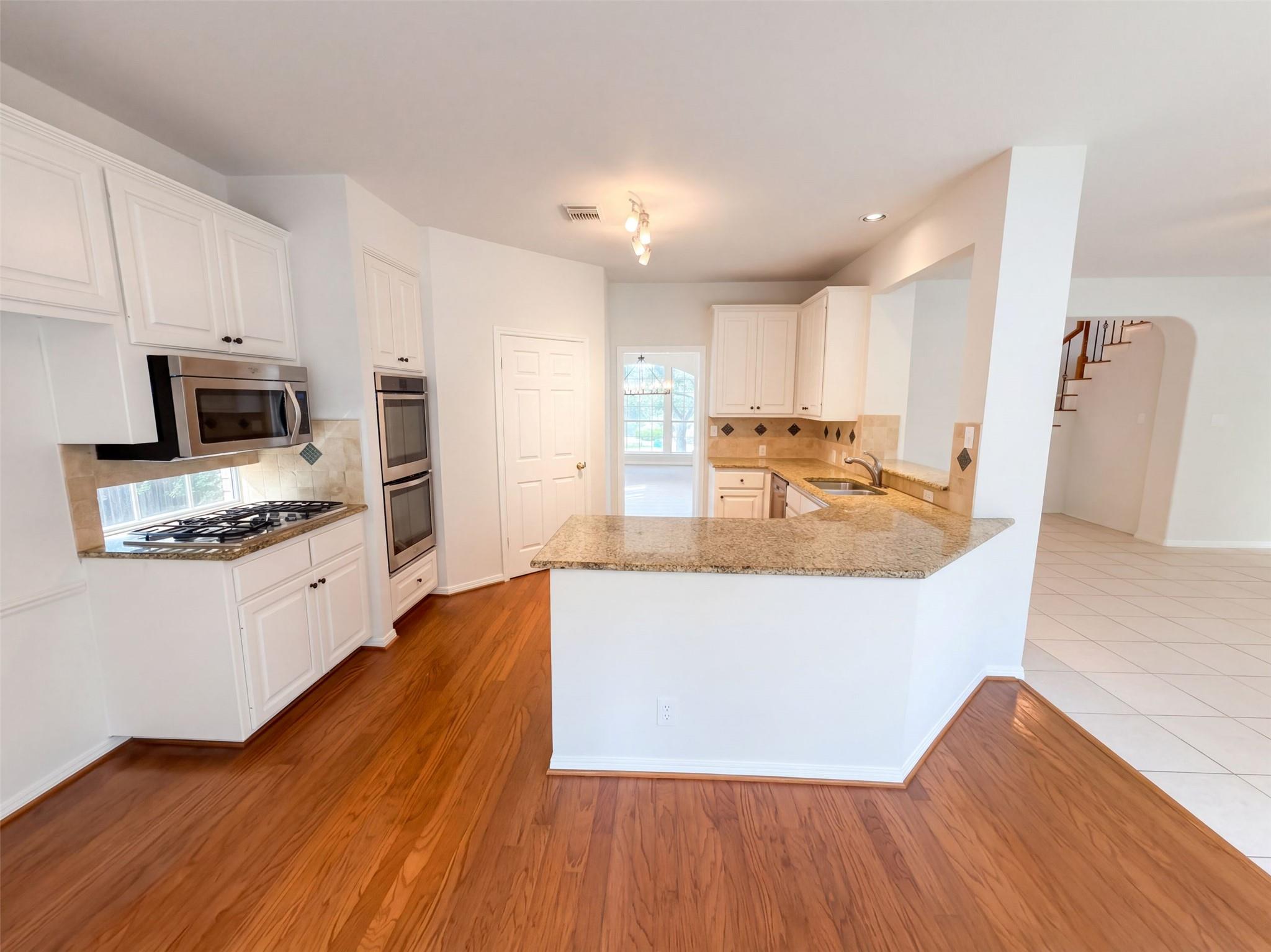 5400 Ketch CT