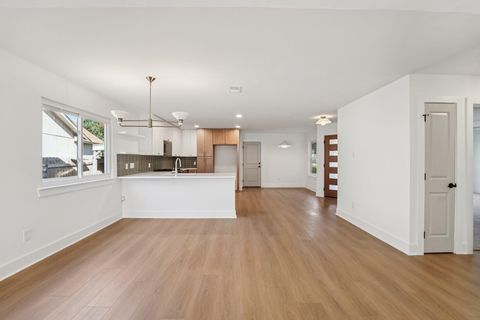Tiny photo for 4901 Transit CIR, Austin, TX 78727 (MLS # 8175953)